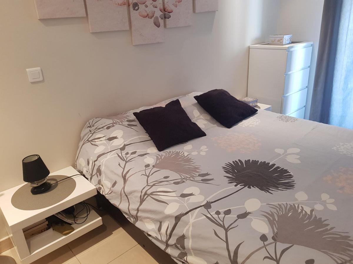 Beau Appartement Avec Garage Ferme โบโซเลย ภายนอก รูปภาพ