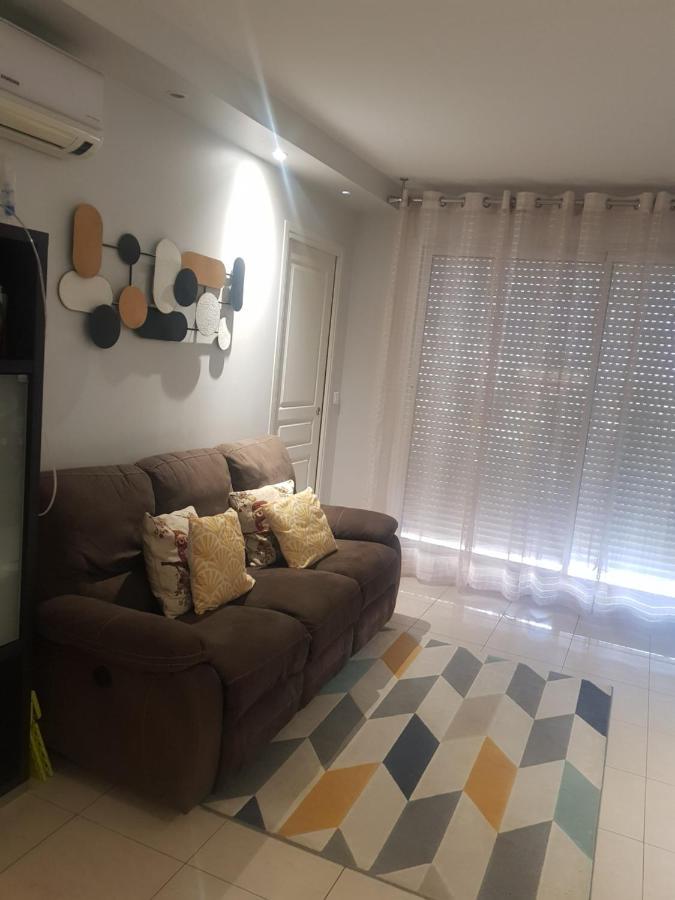 Beau Appartement Avec Garage Ferme โบโซเลย ภายนอก รูปภาพ